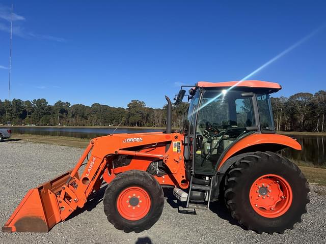 Image of Kubota M7060 equipment image 1