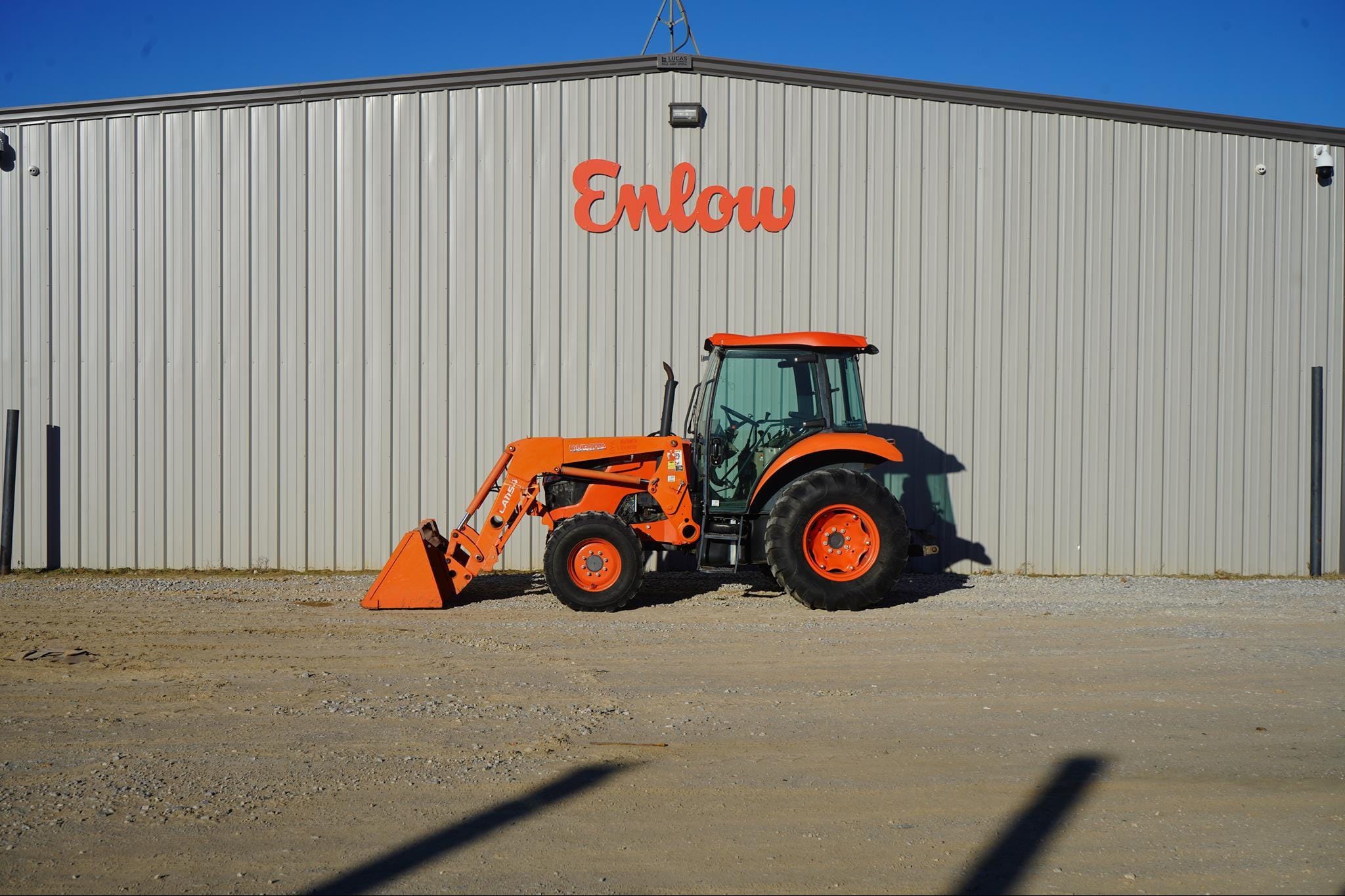 2014 Kubota M7060D Equipment Image0