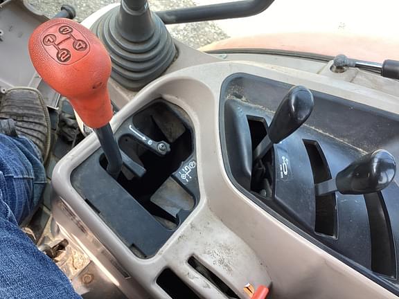 Main image Kubota M9960 11