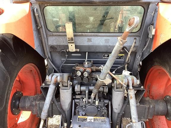 Main image Kubota M9960 16