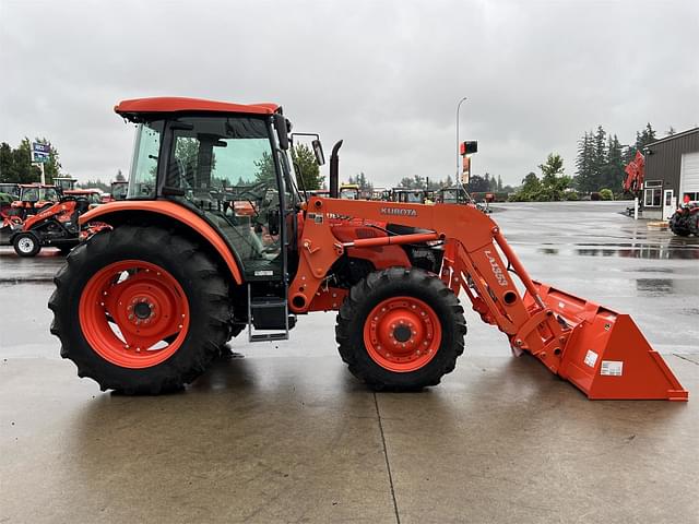 Image of Kubota M9960 equipment image 4