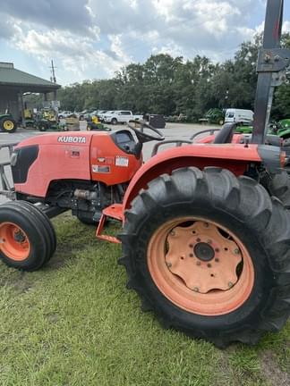 Image of Kubota MX5100 equipment image 4