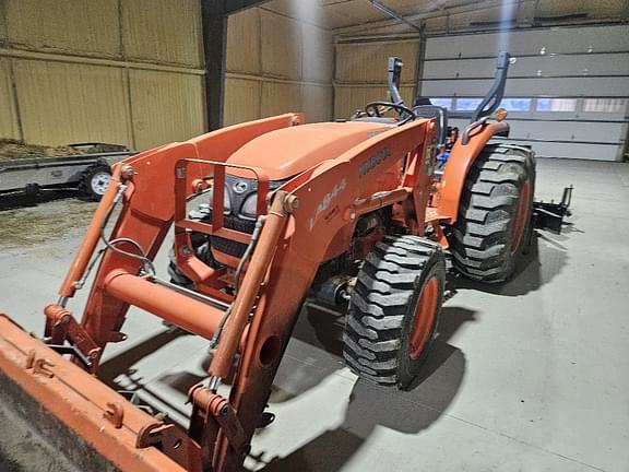 Image of Kubota MX5100 Primary image