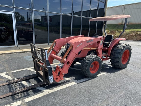 2014 Kubota MX5100 Equipment Image0