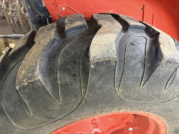 Image of Kubota MX5100 equipment image 4