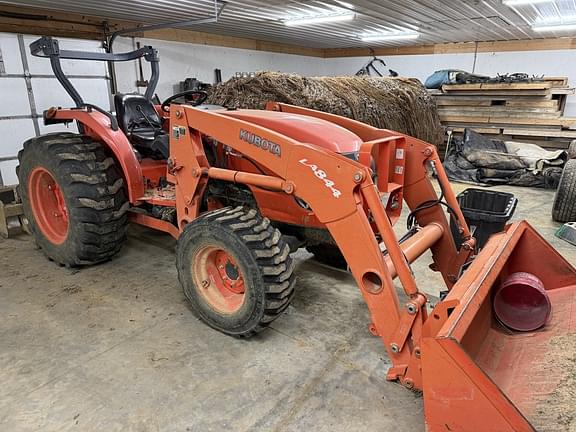 Image of Kubota MX5100 equipment image 1