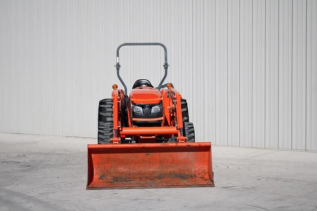 Image of Kubota MX5200D equipment image 3