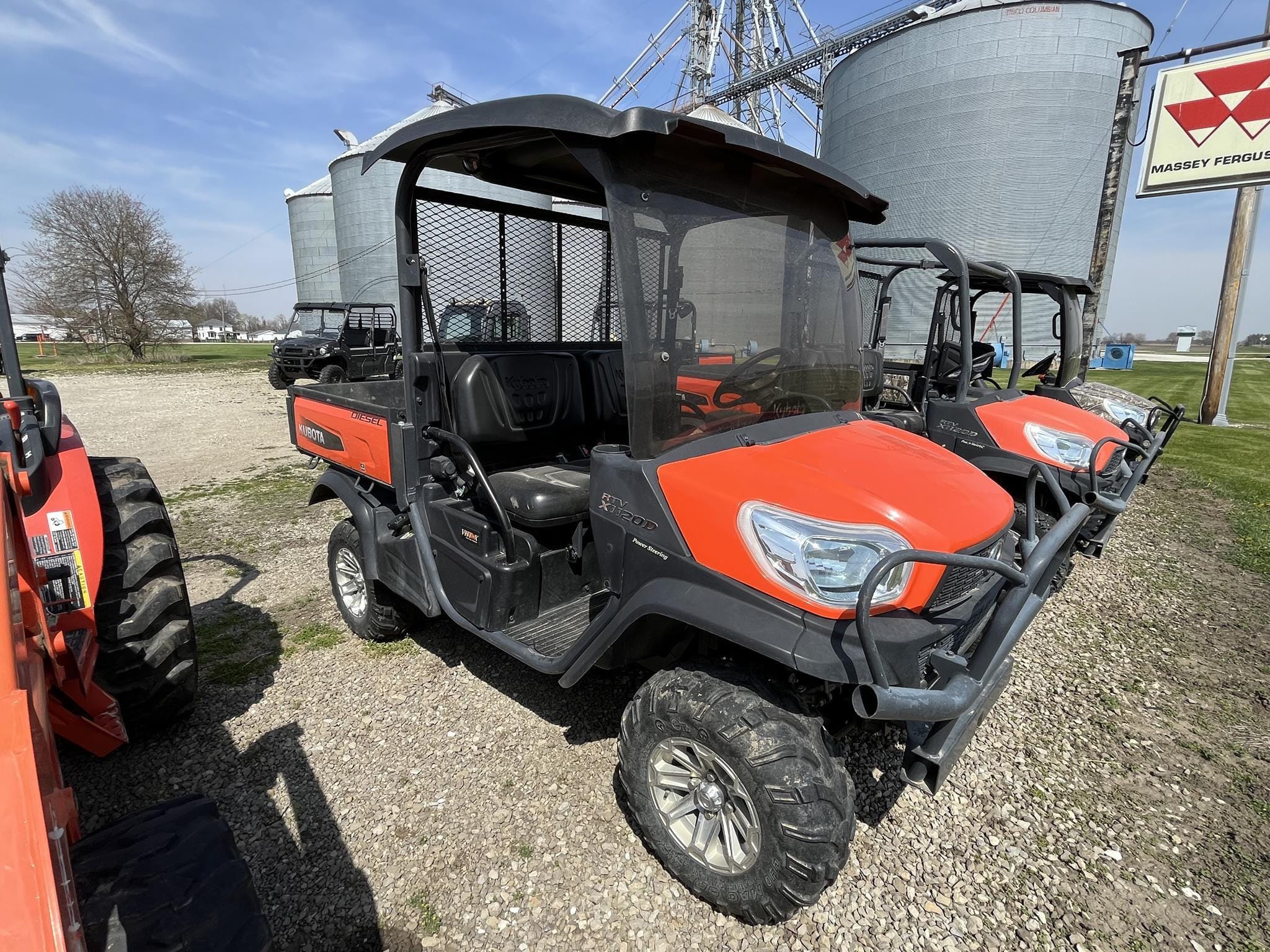 2014 Kubota RTV X1120D Equipment Image0
