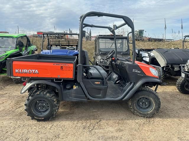 Image of Kubota RTV-X900 equipment image 4