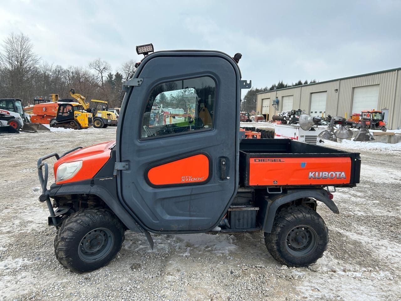 2014 Kubota RTV1100 Equipment Image0
