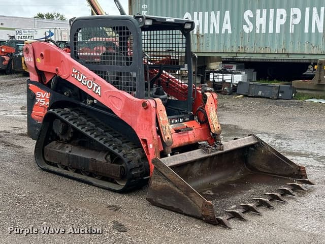 Image of Kubota SVL75-2 equipment image 2