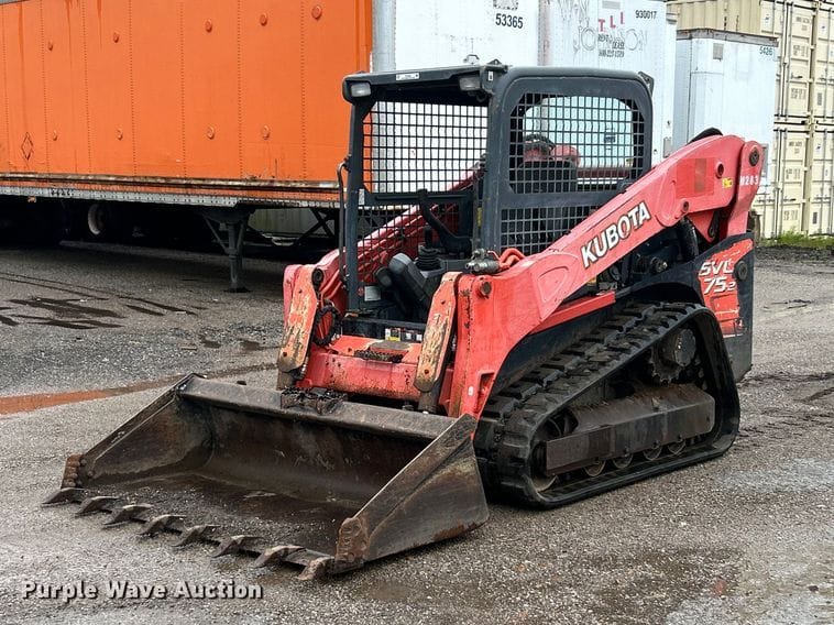 2014 Kubota SVL75-2 Equipment Image0