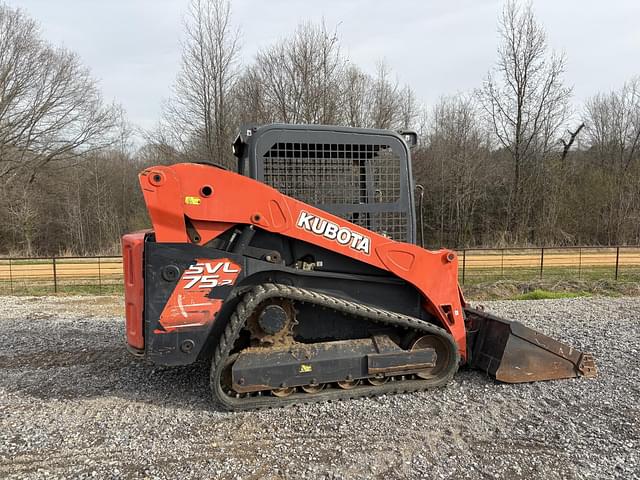 Image of Kubota SVL75-2 equipment image 3