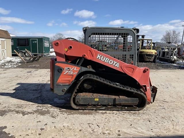 Image of Kubota SVL75-2 equipment image 4