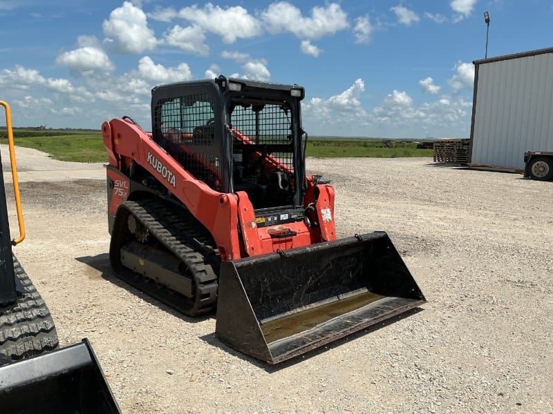 2014 Kubota SVL75-2 Equipment Image0
