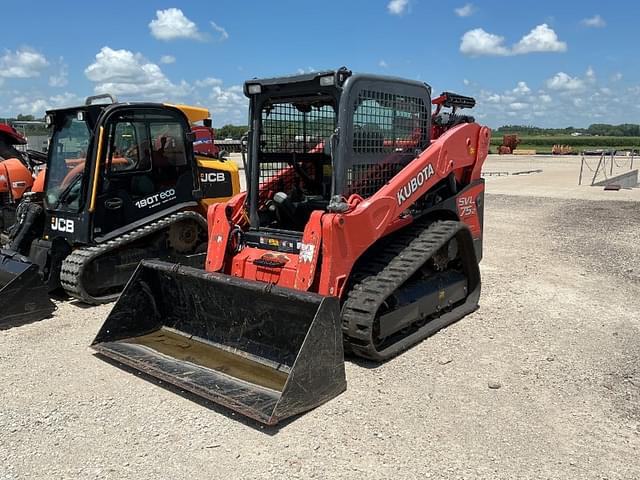 Image of Kubota SVL75-2 equipment image 2
