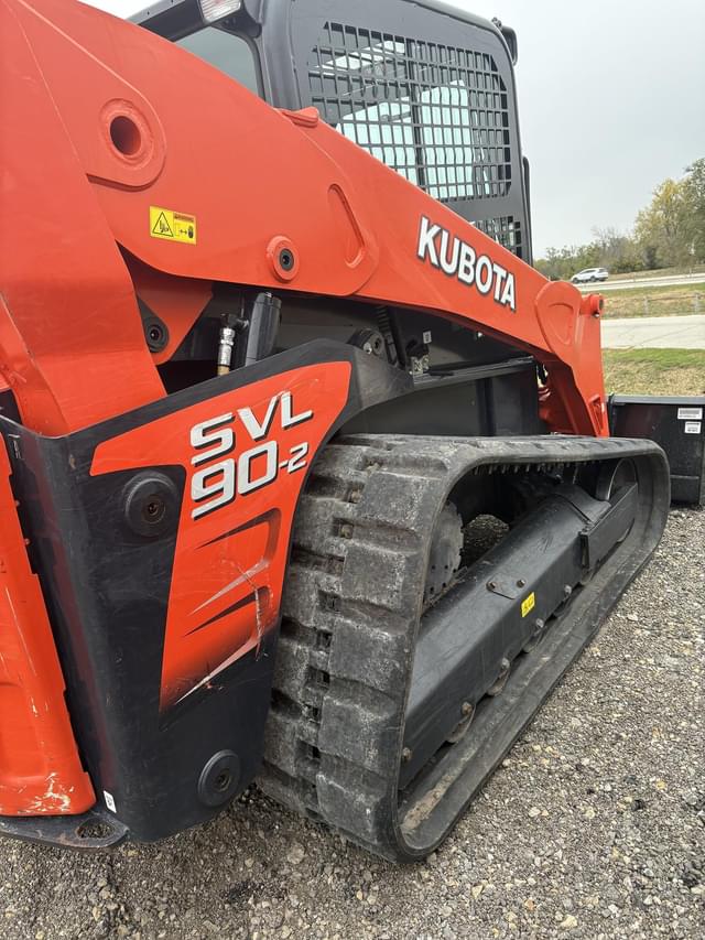 Image of Kubota SVL90-2 equipment image 4