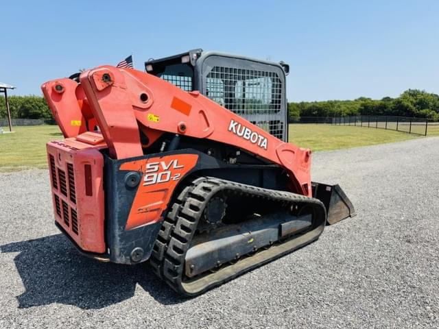 Image of Kubota SVL90-2 equipment image 2