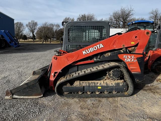 Image of Kubota SVL90-2 equipment image 2