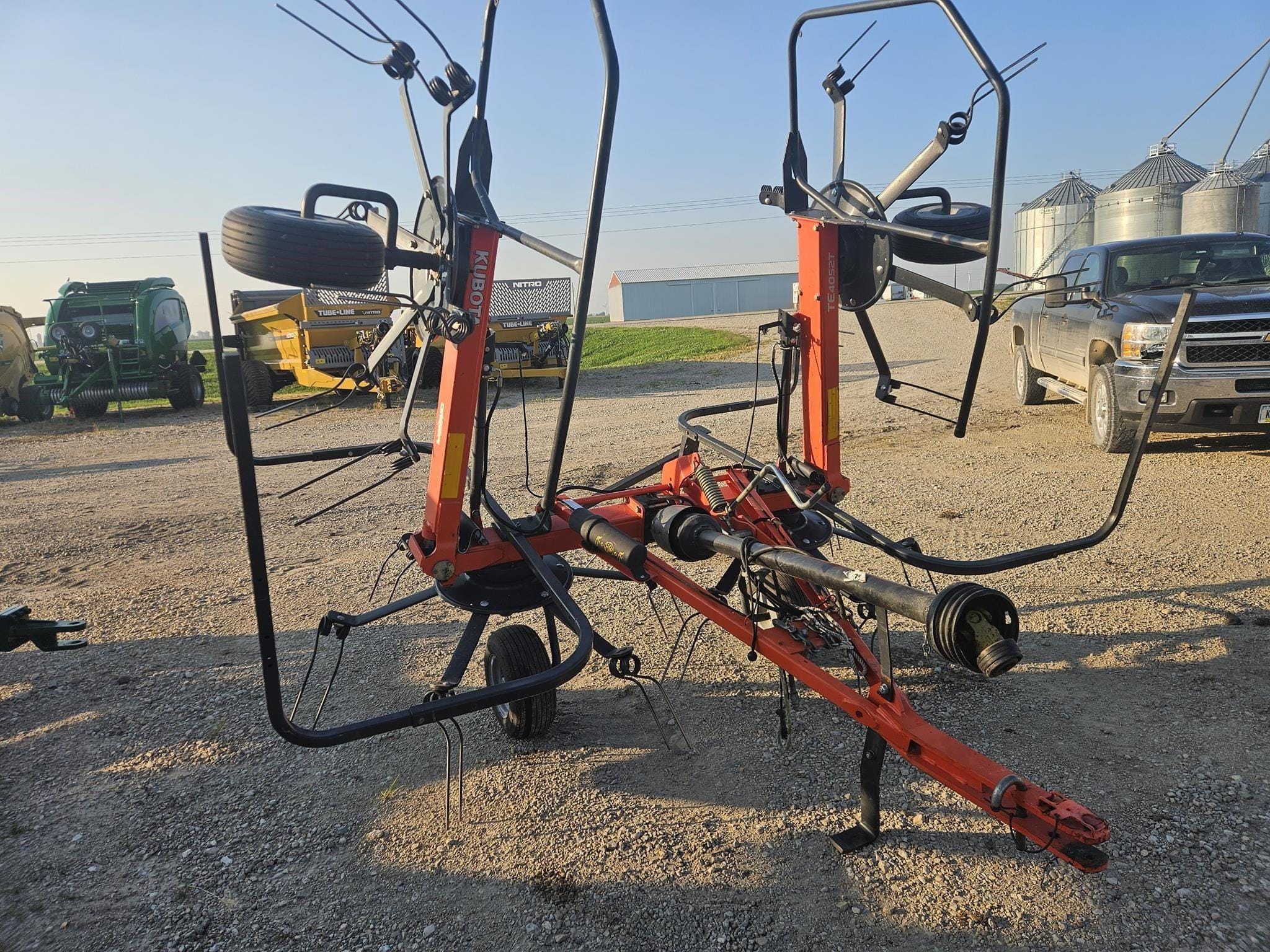 2014 Kubota TE4052T Equipment Image0