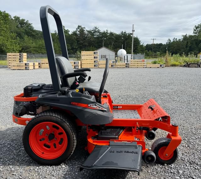 Image of Kubota Z121S equipment image 4