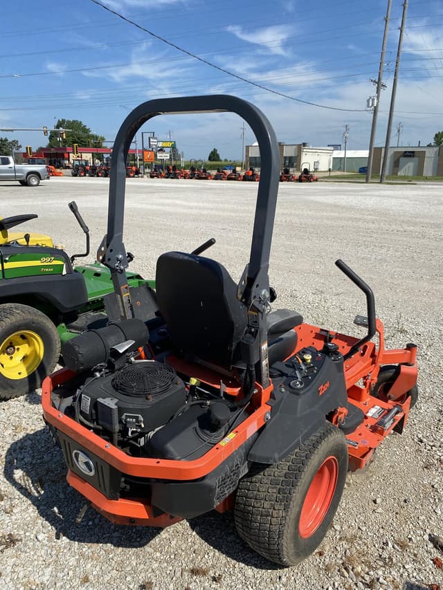 Image of Kubota Z724 equipment image 4
