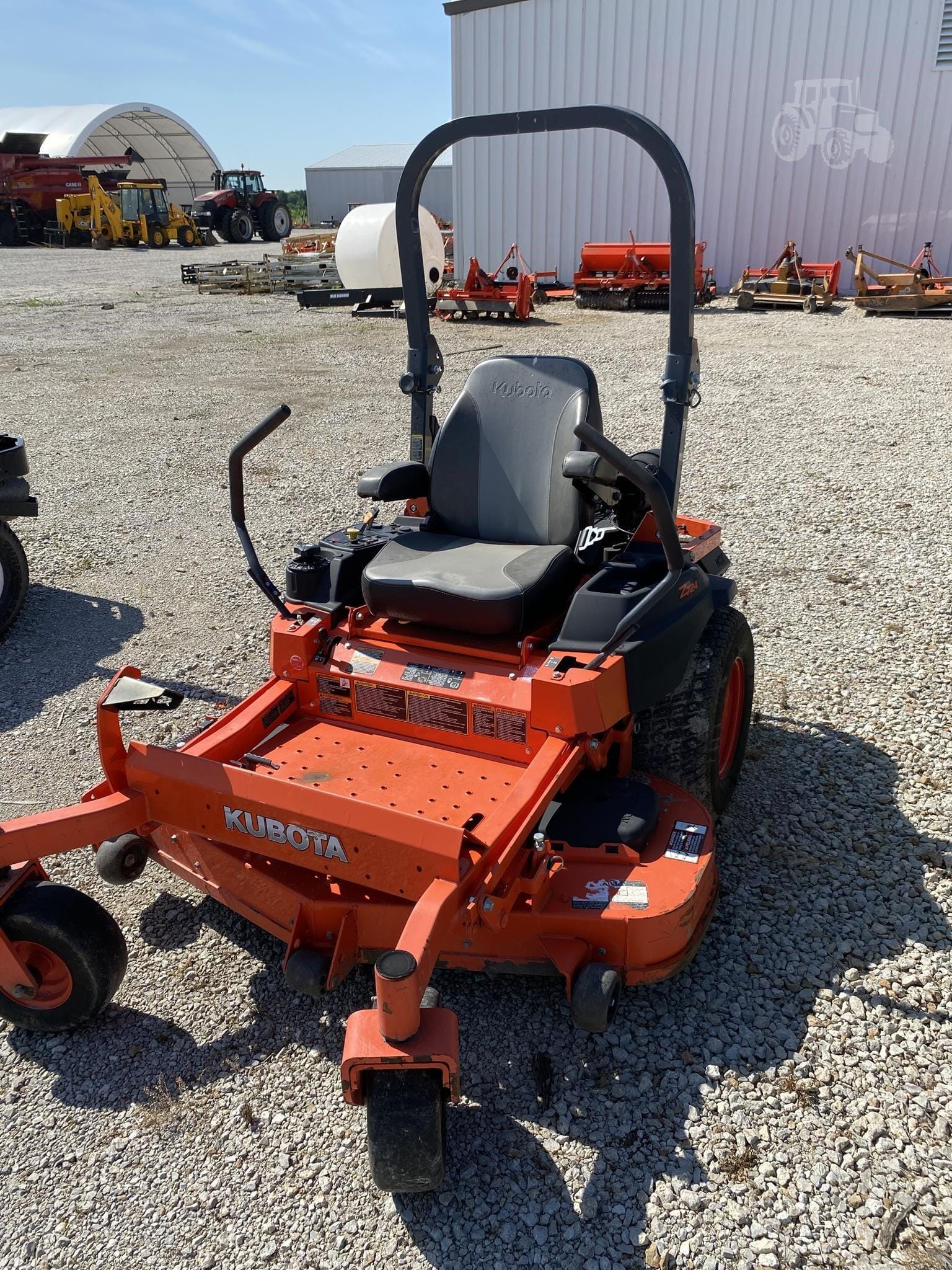 2014 Kubota Z724 Equipment Image0
