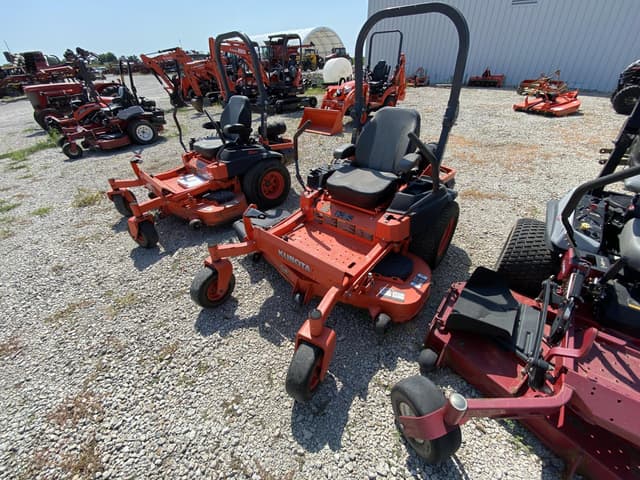 Image of Kubota Z724 equipment image 3
