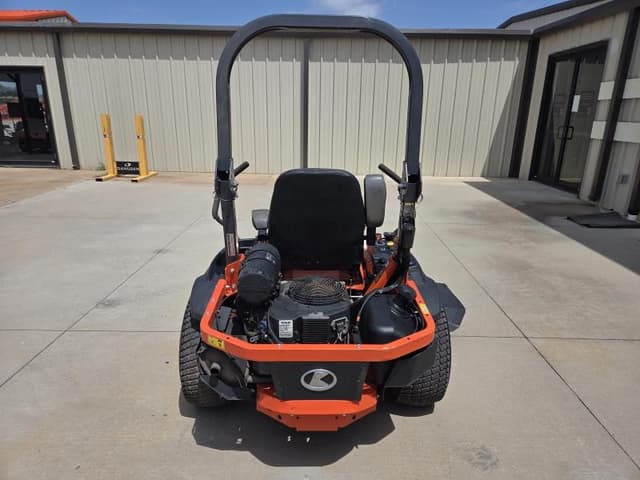 Image of Kubota Z724KH equipment image 2