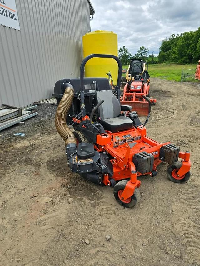 Image of Kubota Z724KH equipment image 1