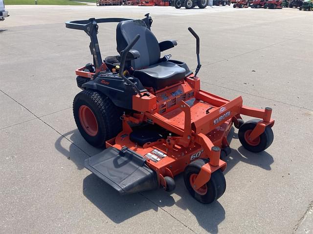 Image of Kubota Z725 equipment image 3