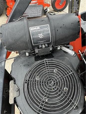 Image of Kubota Z725 equipment image 4