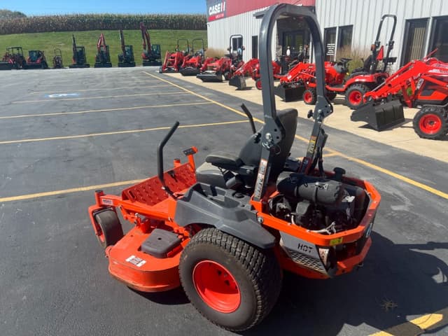 Image of Kubota Z725 equipment image 3