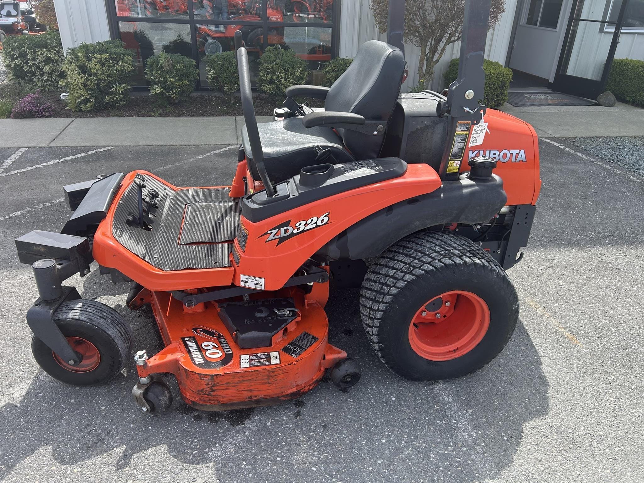 2014 Kubota ZD326 Equipment Image0