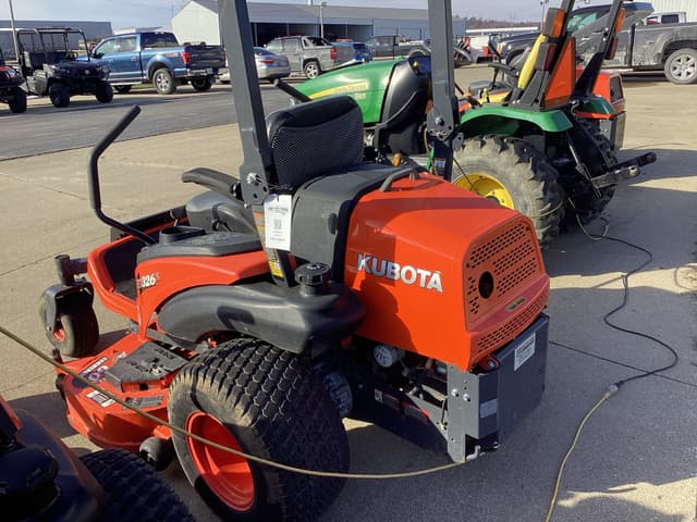Image of Kubota ZD326S equipment image 4