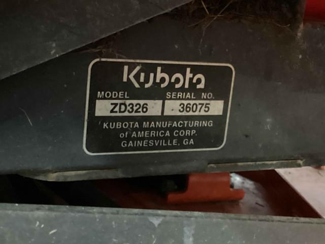 Image of Kubota ZD326S equipment image 2