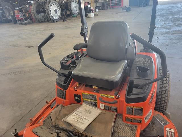 Image of Kubota ZD326S equipment image 4