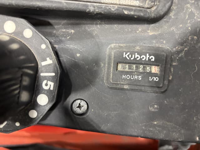 Image of Kubota ZD331 equipment image 1