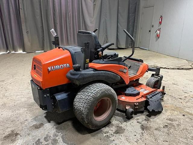 Image of Kubota ZD331 equipment image 4