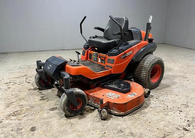 Image of Kubota ZD331 equipment image 1