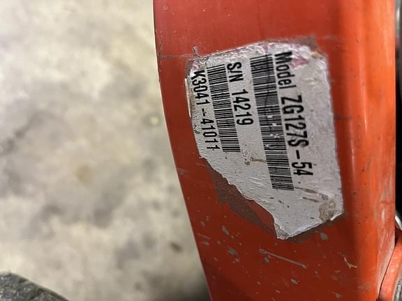 Image of Kubota ZG127S equipment image 4