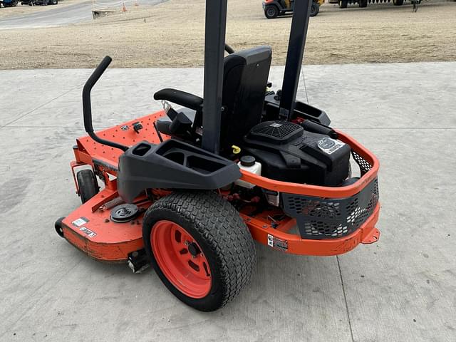 Image of Kubota ZG127S equipment image 4