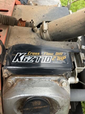 Image of Kubota ZG327 equipment image 4