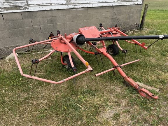 2014 Kuhn GF222T Equipment Image0