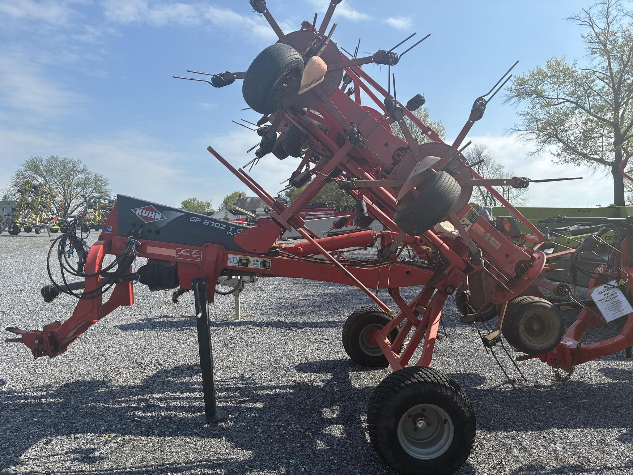 2014 Kuhn GF8702T GII Equipment Image0