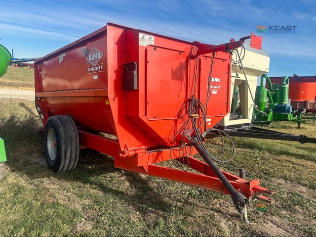 Image of Kuhn Knight 3130 equipment image 1