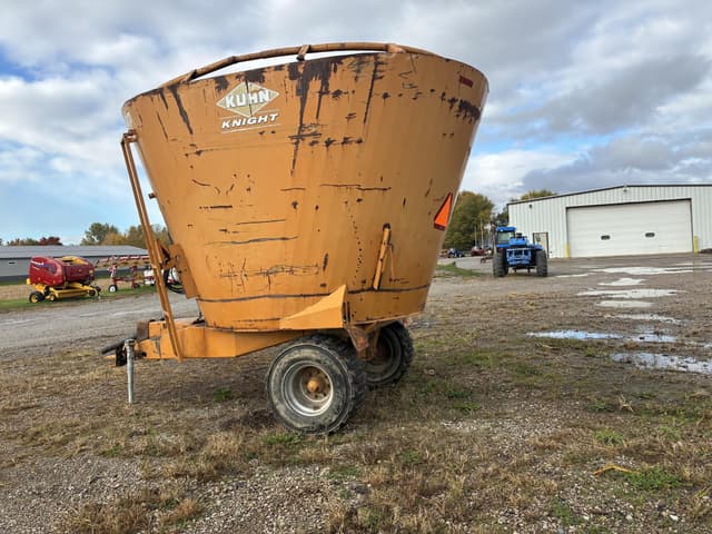 Image of Kuhn Knight 5143 equipment image 2