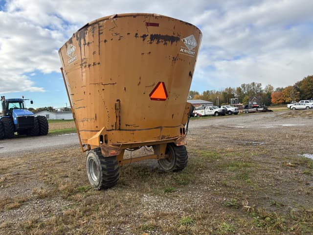 Image of Kuhn Knight 5143 equipment image 3