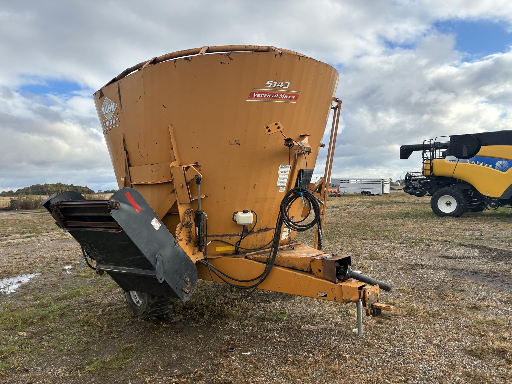 2014 Kuhn Knight 5143 Equipment Image0