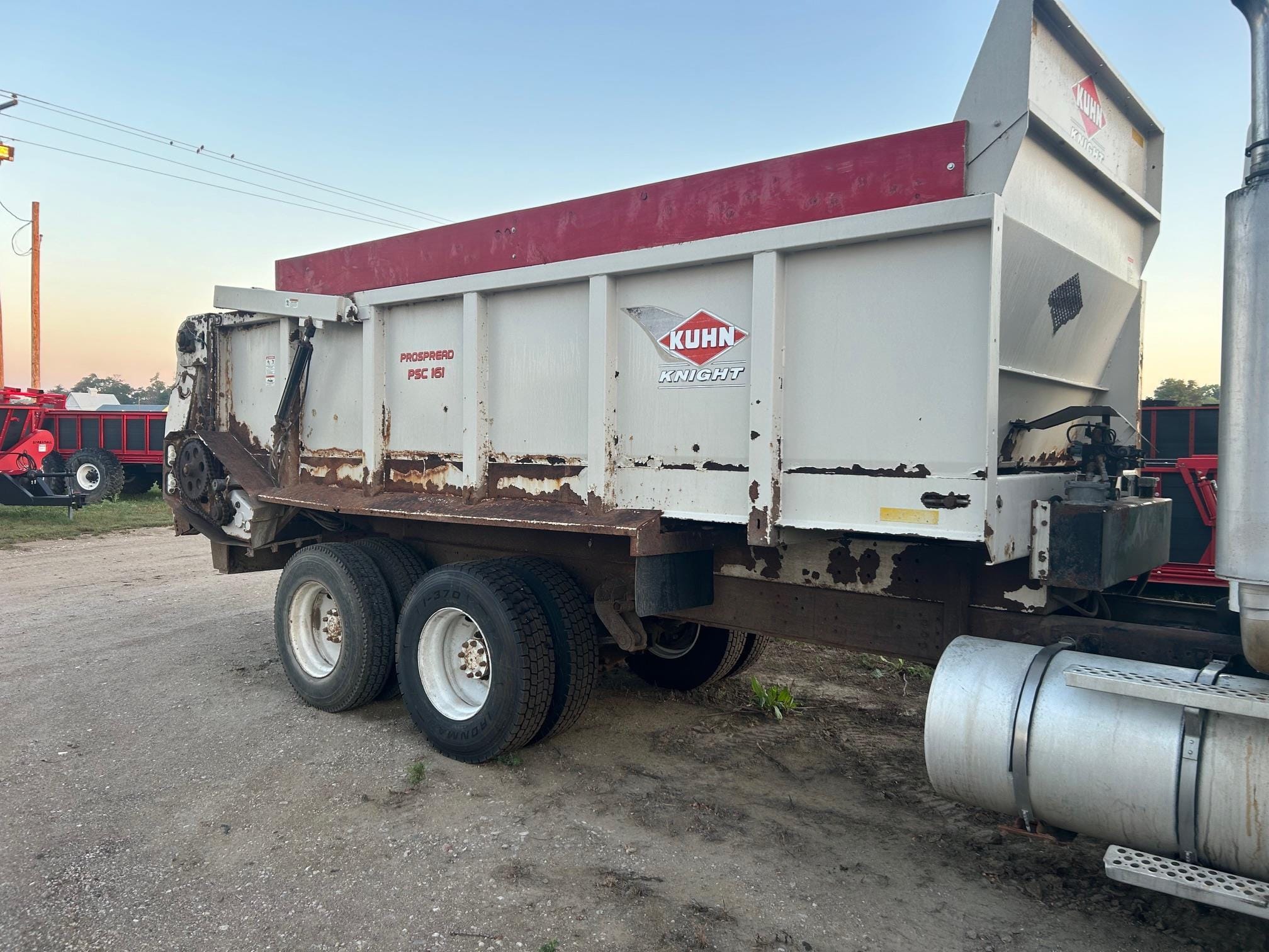 Main image Kuhn Knight PSC 161